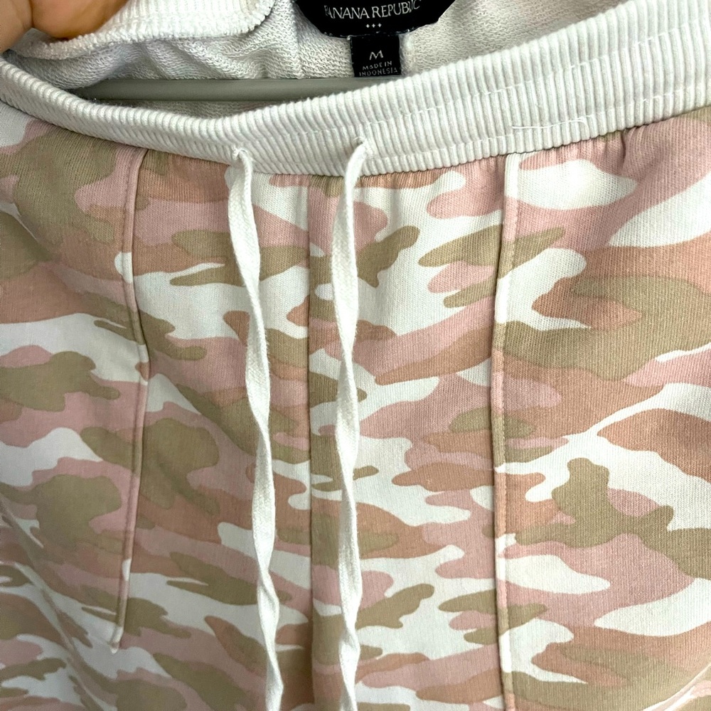 Banana Republic pants ( Medium )